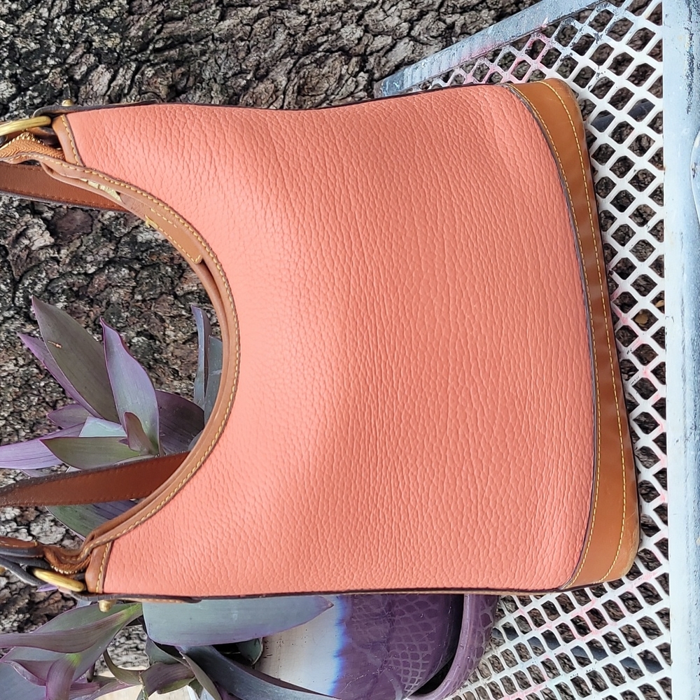 Vintage Dooney & Bourke AWL Sweet Peachy Hobo - Picture 3 of 16
